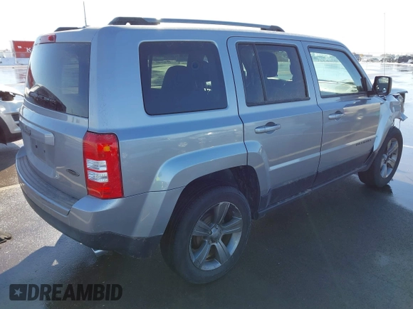 2016 Jeep Patriot Sport with VIN 1C4NJPBA0GD667249, listed as a IAAI auction lot 41838128 with 107,348 mi miles and . Bid and sale history available at DreamBid. Image 4.