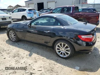 2016 Mercedes-Benz SLK 300 z VIN WDDPK3JAXGF123688, wystawiony jako Copart lot #64888383 z przebiegiem 81 733 mil mil oraz . Historia ofert i sprzedaży dostępna na DreamBid. Obrazek 2.
