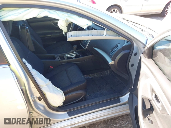 2016 Nissan Altima 2.5 S with VIN 1N4AL3APXGN347668, listed as a IAAI auction lot 40896051 with 166,232 mi miles. Bid and sale history available at carsss.com. Image 5.