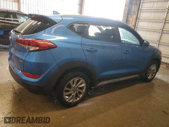 2018 Hyundai Tucson SEL z VIN KM8J3CA42JU732442, wystawiony jako Copart lot #56888445 z przebiegiem 122 101 mil mil oraz Tytuł czysty. Historia ofert i sprzedaży dostępna na DreamBid. Obrazek 3.
