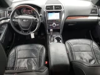 2018 Ford Explorer Platinum with VIN 1FM5K8HT7JGB48650, listed as a Copart auction lot 58168205 with 136,494 mi miles and Clean title. Bid and sale history available at DreamBid. Image 8.