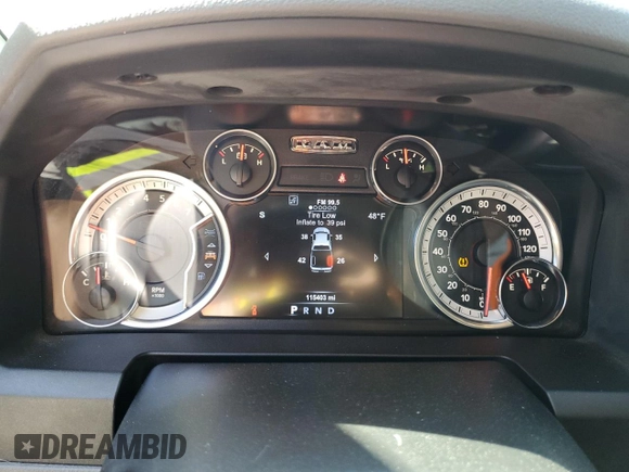 2017 Ram 1500 Big Horn z VIN 1C6RR7TT1HS535129, wystawiony jako Copart lot #52905315 z przebiegiem 115 403 mil mil oraz Szkoda całkowita • Salvage title. Historia ofert i sprzedaży dostępna na DreamBid. Obrazek 9.