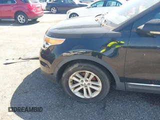 2013 Ford Explorer XLT with VIN 1FM5K7D83DGA52899, listed as a IAAI auction lot 42130601 with 177,551 mi miles. Bid and sale history available at carsss.com. Image 6.
