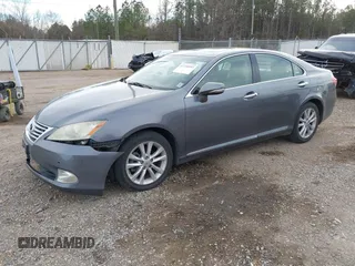 2012 Lexus ES with VIN JTHBK1EGXC2507946, listed as a IAAI auction lot 41718993 with 204,825 mi miles. Bid and sale history available at carsss.com. Image 2.