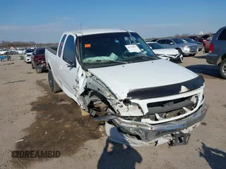 1999 Ford F-150 XL with VIN 1FTRX17L0XKB96416, listed as a IAAI auction lot 41333031 with 1 mi miles. Bid and sale history available at carsss.com. Image 1.