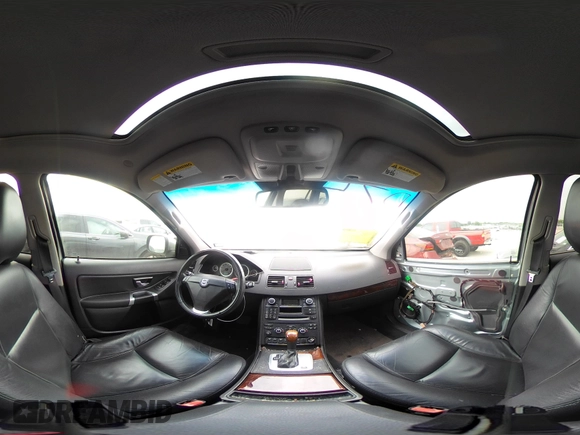 2014 Volvo XC90 с VIN YV4952CY8E1681061, выставлен на аукционе IAAI как лот 42271623 с пробегом 134 456 миль миль и . История ставок и продаж доступна на DreamBid. Изображение 19.