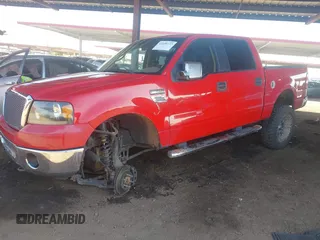 2008 Ford F-150 XLT с VIN 1FTPW14V78FA15757, выставлен на аукционе IAAI как лот 42498137 с пробегом 202 094 миль миль и . История ставок и продаж доступна на DreamBid. Изображение 18.