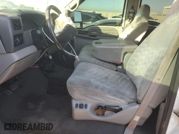 1999 Ford F-350 XL with VIN 1FTSW31F8XED52624, listed as a Copart auction lot 86359524 with 310,829 mi miles and Salvage title. Bid and sale history available at DreamBid. Image 7.