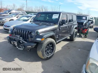 2020 Jeep Wrangler Unlimited Sport S with VIN 1C4HJXDN3LW155884, listed as a IAAI auction lot 41868363 with 82,901 mi miles. Bid and sale history available at carsss.com. Image 17.