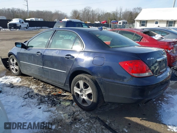 2005 Acura RL with VIN JH4KB16525C021514, listed as a IAAI auction lot 41231221 with Not provided miles and . Bid and sale history available at DreamBid. Image 3.