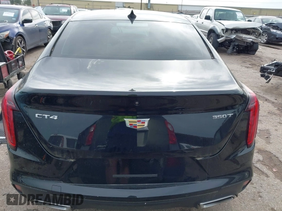 2024 Cadillac CT4 Luxury z VIN 1G6DJ5RK7R0101102, wystawiony jako IAAI lot #41906123 z przebiegiem 5 690 mil mil oraz . Historia ofert i sprzedaży dostępna na DreamBid. Obrazek 17.