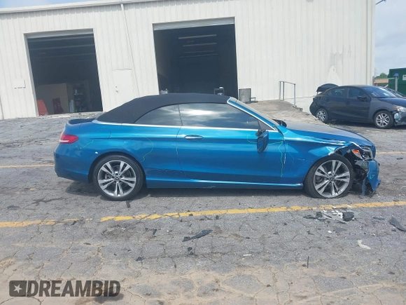 2018 Mercedes-Benz C 300 with VIN WDDWK4JB4JF617868, listed as a IAAI auction lot 42517376 with 175,853 mi miles and . Bid and sale history available at DreamBid. Image 13.