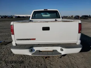 1999 GMC Sonoma with VIN 1GTDT14X2X8527880, listed as a Copart auction lot 75218964 with 231,812 mi miles and Salvage Title. Bid and sale history available at carsss.com. Image 6.