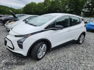 2023 Chevrolet Bolt EV 1LT with VIN 1G1FW6S05P4109834, listed as a Copart auction lot 62696885 with 32,925 mi miles and Salvage title. Bid and sale history available at DreamBid. Image 1.