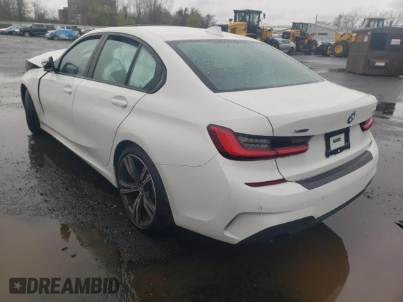 2021 BMW 3 Series 330i xDrive with VIN WBA5R7C03MFK53846, listed as a Copart auction lot 50275994 with 0 mi miles. Bid and sale history available at carsss.com. Image 2.