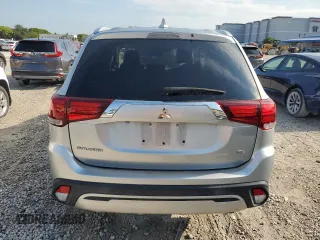2020 Mitsubishi Outlander SE z VIN JA4AD3A36LZ028270, wystawiony jako Copart lot #58084565 z przebiegiem 49 111 mil mil oraz Szkoda całkowita • Salvage title. Historia ofert i sprzedaży dostępna na DreamBid. Obrazek 6.