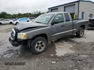 2005 Dodge Dakota ST with VIN 1D7HE22K35S155237, listed as a Copart auction lot 78925374 with Not Provided miles and Salvage Title. Bid and sale history available at carsss.com. Image 1.