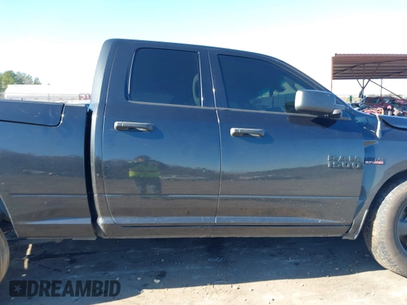 2018 Ram 1500 Express with VIN 1C6RR6FT1JS112546, listed as a IAAI auction lot 41137888 with 67,878 mi miles and . Bid and sale history available at DreamBid. Image 13.