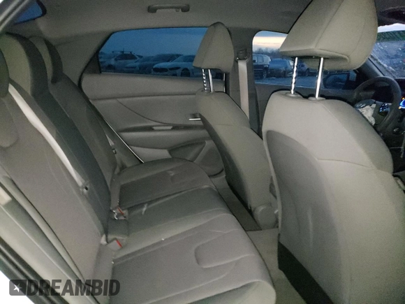 2024 Hyundai Elantra SE with VIN KMHLL4DG6RU843446, listed as a Copart auction lot 44103865 with 9,672 mi miles and Clean Title. Bid and sale history available at DreamBid. Image 11.
