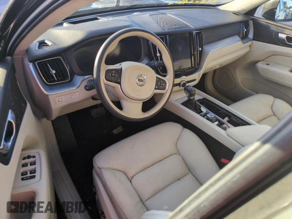 2020 Volvo XC60 Momentum z VIN YV4102DKXL1411297, wystawiony jako Copart lot #74374534 z przebiegiem Nie podano mil oraz Nie do naprawy • Non repairable. Historia ofert i sprzedaży dostępna na DreamBid. Obrazek 8.