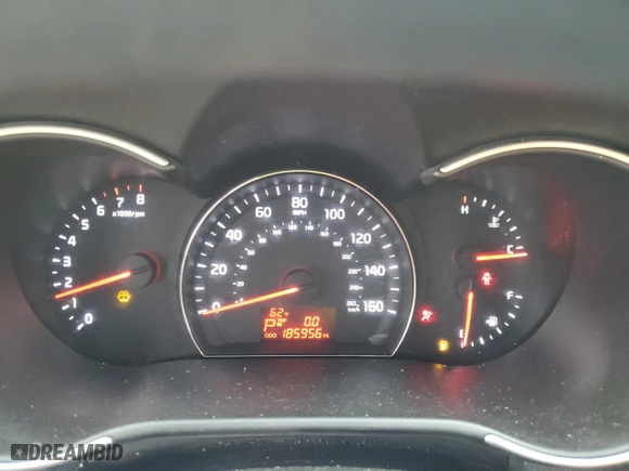 2015 Kia Sorento LX with VIN 5XYKTDA79FG607987, listed as a Copart auction lot 51002825 with 185,956 mi miles and Clean Title. Bid and sale history available at carsss.com. Image 9.