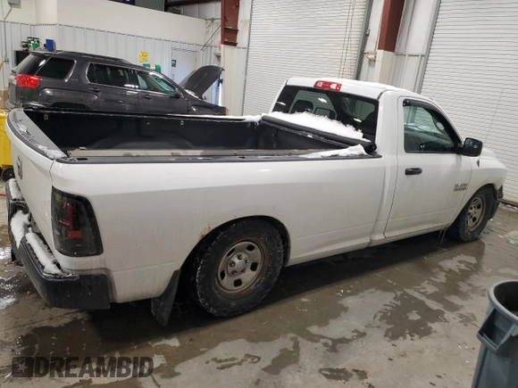 2013 Ram 1500 Tradesman z VIN 3C6JR6DG3DG532890, wystawiony jako Copart lot #45042935 z przebiegiem 236 069 mil mil oraz Nie do naprawy • Non repairable. Historia ofert i sprzedaży dostępna na DreamBid. Obrazek 3.
