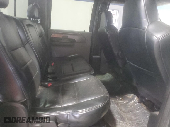 2005 Ford F-250 XL with VIN 1FTSW21545EC81128, listed as a Copart auction lot 56882565 with 271,960 mi miles and Salvage title. Bid and sale history available at DreamBid. Image 10.