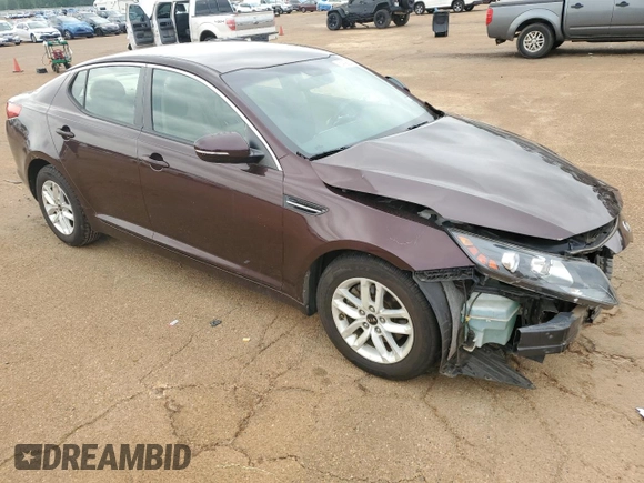 2011 Kia Optima LX z VIN KNAGM4A71B5056974, wystawiony jako Copart lot #54190885 z przebiegiem 53 768 mil mil oraz Szkoda całkowita • Salvage title. Historia ofert i sprzedaży dostępna na DreamBid. Obrazek 4.