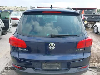 2015 Volkswagen Tiguan SE with VIN WVGAV7AX1FW508313, listed as a IAAI auction lot 42120704 with 136,405 mi miles and . Bid and sale history available at DreamBid. Image 16.