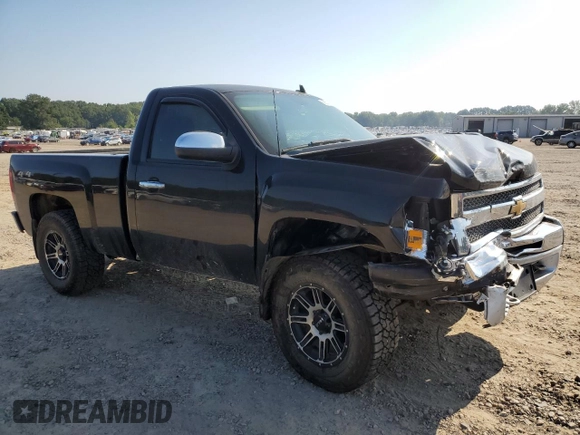 2012 Chevrolet Silverado 1500 LT with VIN 1GCNKSE05CZ189703, listed as a Copart auction lot 68562124 with 130,836 mi miles and Salvage Title. Bid and sale history available at carsss.com. Image 4.