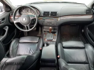 2004 BMW 3 Series 330xi with VIN WBAEW534X4PN33452, listed as a Copart auction lot 54746735 with 135,729 mi miles and Salvage title. Bid and sale history available at DreamBid. Image 8.