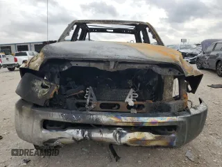 2017 Ram 2500 Tradesman z VIN 3C6TR5HT5HG663786, wystawiony jako Copart lot #79176704 z przebiegiem Nie podano mil oraz Nie do naprawy • Non repairable. Historia ofert i sprzedaży dostępna na DreamBid. Obrazek 5.
