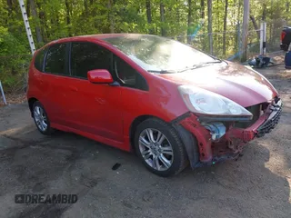 2011 Honda Fit Sport with VIN JHMGE8H55BS006252, listed as a IAAI auction lot 42132958 with 147,734 mi miles and . Bid and sale history available at DreamBid. Image 1.