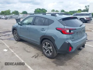 2024 Subaru Crosstrek Premium с VIN JF2GUADC7R8299418, выставлен на аукционе IAAI как лот 42358005 с пробегом 21 690 миль миль и . История ставок и продаж доступна на DreamBid. Изображение 3.