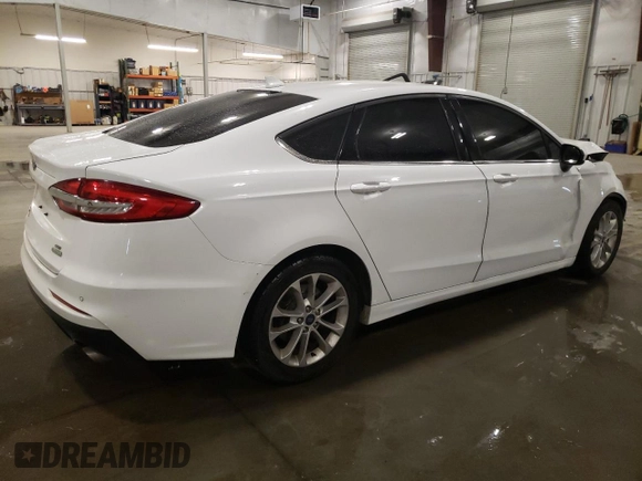 2019 Ford Fusion SE with VIN 3FA6P0HD1KR199646, listed as a Copart auction lot 51060015 with 63,305 mi miles and Salvage Title. Bid and sale history available at carsss.com. Image 3.