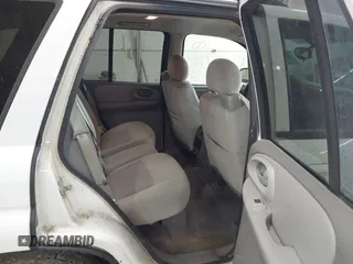 2008 Chevrolet TrailBlazer LT with VIN 1GNET13M482164814, listed as a IAAI auction lot 42086796 with 58,173 mi miles and . Bid and sale history available at DreamBid. Image 8.