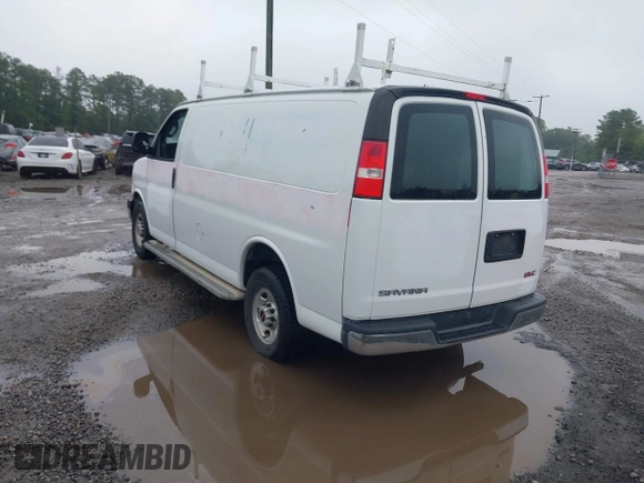 2017 GMC Savana Cargo z VIN 1GTW7AFF3H1903983, wystawiony jako IAAI lot #42369550 z przebiegiem 112 140 mil mil oraz . Historia ofert i sprzedaży dostępna na DreamBid. Obrazek 3.