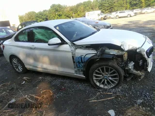2016 BMW 2 Series 228i xDrive with VIN WBA1G9C55GV726460, listed as a IAAI auction lot 39985264 with 48,379 mi miles. Bid and sale history available at carsss.com. Image 13.