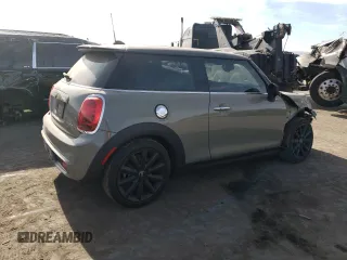 2020 MINI Hardtop Cooper S with VIN WMWXR5C0XL2M76663, listed as a Copart auction lot 85116374 with 16,919 mi miles and Salvage Title. Bid and sale history available at DreamBid. Image 3.