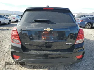 2021 Chevrolet Trax LS z VIN KL7CJKSB1MB303476, wystawiony jako Copart lot #58230595 z przebiegiem 55 397 mil mil oraz Szkoda całkowita • Salvage title. Historia ofert i sprzedaży dostępna na DreamBid. Obrazek 6.