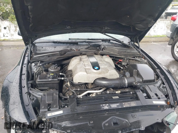 2004 BMW 6 Series 645Ci with VIN WBAEH734X4B215236, listed as a IAAI auction lot 41764802 with 100,785 mi miles. Bid and sale history available at carsss.com. Image 10.