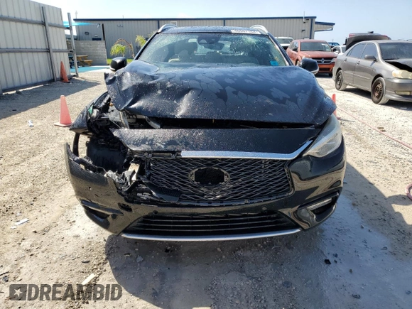 2018 Infiniti QX30 ESSENTIAL with VIN SJKCH5CP7JA055470, listed as a Copart auction lot 46557164 with 44,440 mi miles. Bid and sale history available at carsss.com. Image 5.