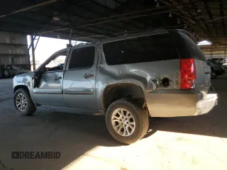 2008 GMC Yukon XL SLE w/3SA with VIN 1GKFC16038R263108, listed as a Copart auction lot 70296804 with 298,370 mi miles and Non Repairable. Bid and sale history available at carsss.com. Image 2.