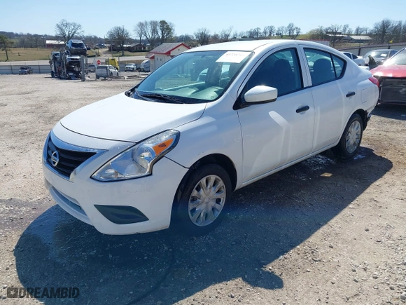 2019 Nissan Versa Sedan SV with VIN 3N1CN7AP5KL828802, listed as a IAAI auction lot 41738724 with 80,128 mi miles. Bid and sale history available at carsss.com. Image 2.