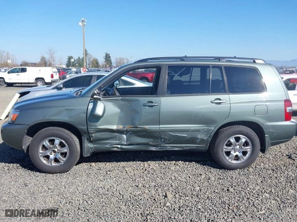 2004 Toyota Highlander with VIN JTEEP21AX40043007, listed as a IAAI auction lot 41675720 with 212,330 mi miles. Bid and sale history available at carsss.com. Image 14.
