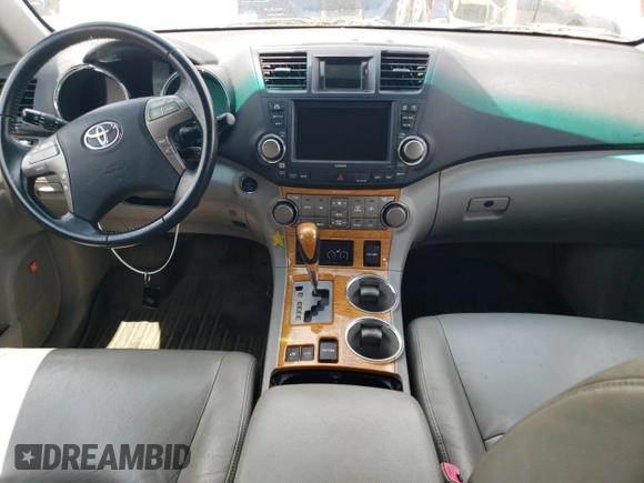 2010 Toyota Highlander Limited z VIN JTEJW3EH1A2046148, wystawiony jako Copart lot #63396155 z przebiegiem 219 476 mil mil oraz Czysty tytuł • Clean title. Historia ofert i sprzedaży dostępna na DreamBid. Obrazek 8.