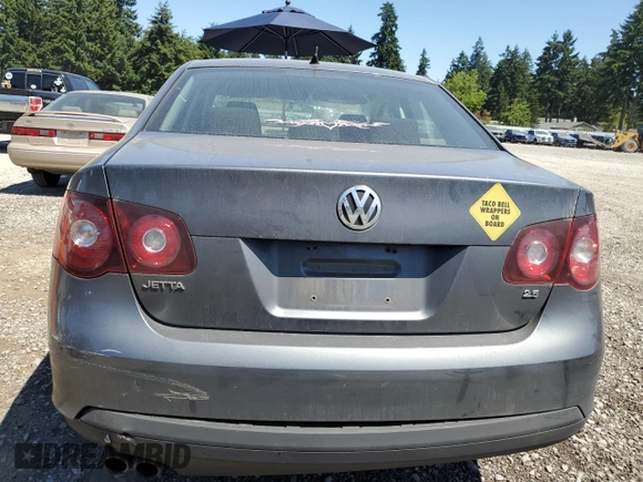 2010 Volkswagen Jetta S с VIN 3VWJZ7AJ6AM061097, выставлен на аукционе Copart как лот 65227825 с пробегом Не указан миль и Списание • Salvage title. История ставок и продаж доступна на DreamBid. Изображение 6.