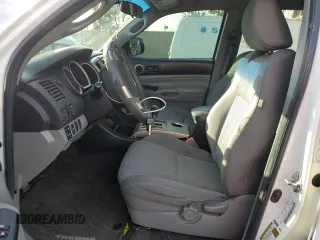 2015 Toyota Tacoma PreRunner with VIN 3TMKU4HN4FM045050, listed as a Copart auction lot 86376684 with 151,582 mi miles and Salvage title. Bid and sale history available at DreamBid. Image 7.