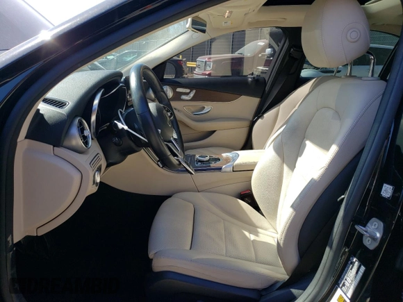 2019 Mercedes-Benz C 300 with VIN 55SWF8EB1KU285750, listed as a Copart auction lot 48624055 with 62,325 mi miles and Salvage Title. Bid and sale history available at DreamBid. Image 7.
