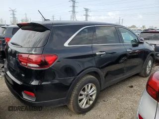 2019 Kia Sorento LX with VIN 5XYPG4A35KG582488, listed as a Copart auction lot 54122035 with 160,602 mi miles and Clean Title. Bid and sale history available at carsss.com. Image 3.
